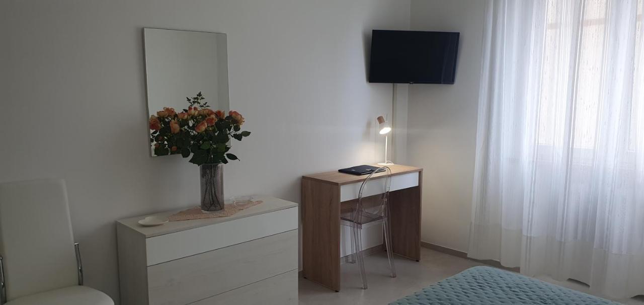 Casa Riblo E Flo Lägenhet Monopoli Exteriör bild