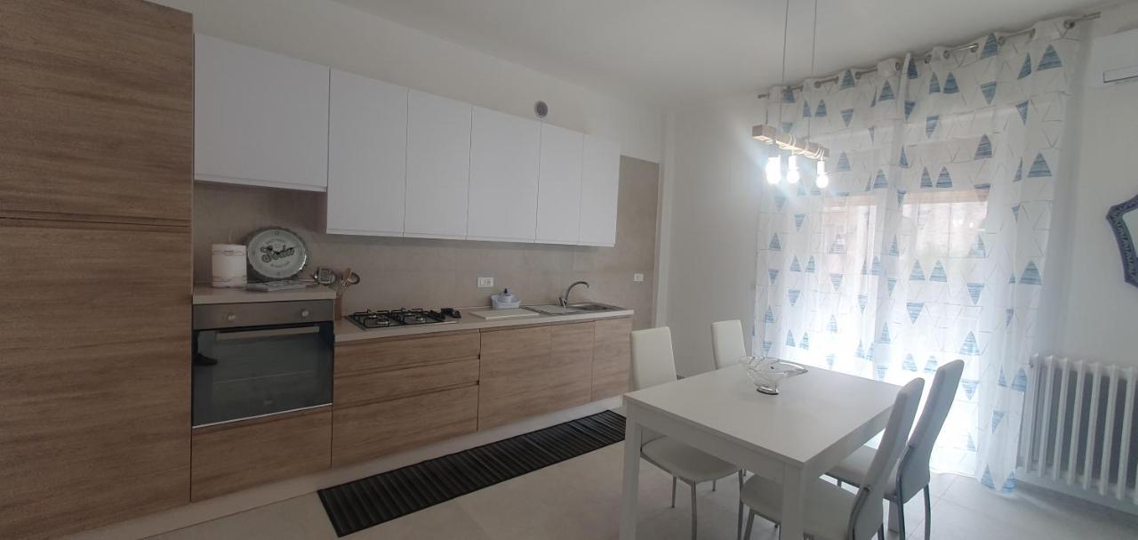 Casa Riblo E Flo Lägenhet Monopoli Exteriör bild